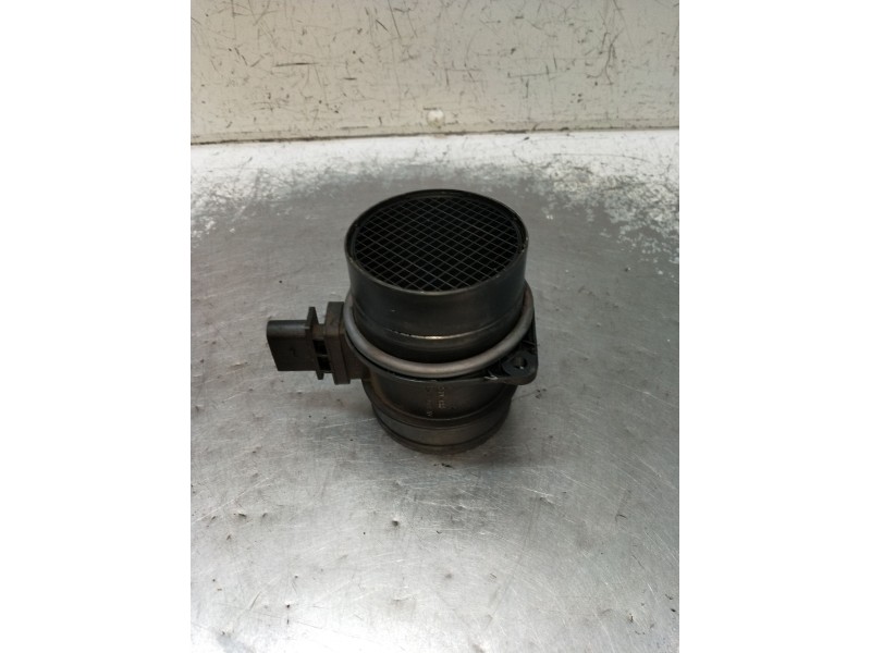 Recambio de caudalimetro para volkswagen passat berlina (3c2) advance referencia OEM IAM 0281002735 03G906461C 05