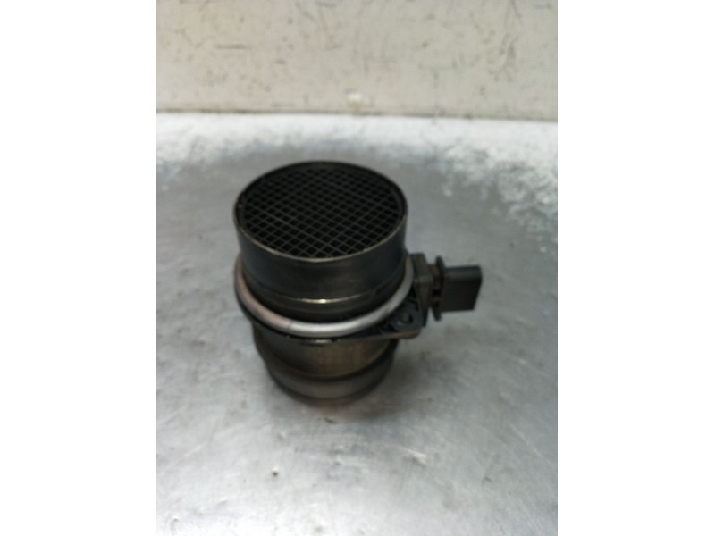 Recambio de caudalimetro para volkswagen passat berlina (3c2) advance referencia OEM IAM 0281002735 03G906461C 05