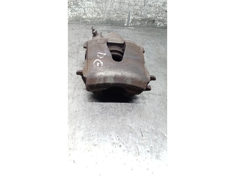 Recambio de pinza freno delantera derecha para volkswagen polo iv (9n_, 9a_) 1.4 tdi referencia OEM IAM   05