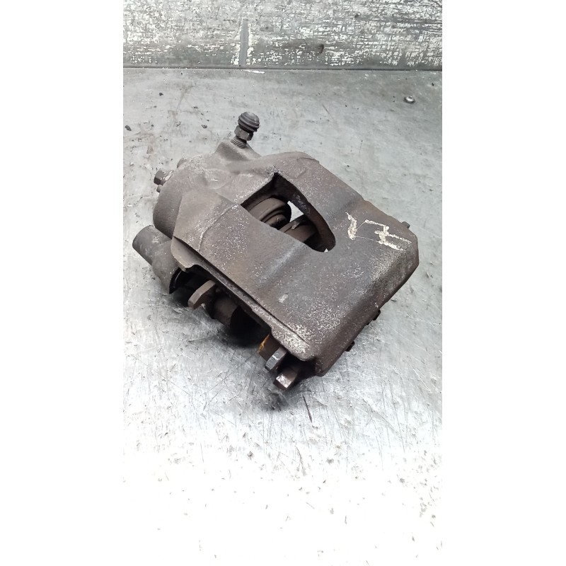 Recambio de pinza freno delantera izquierda para volkswagen polo iv (9n_, 9a_) 1.4 tdi referencia OEM IAM   05