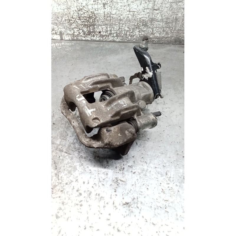 Recambio de pinza freno trasera derecha para nissan cabstar (f24m, f24w) 35.13 dci, 45.13 dci 2.5 (f24m) referencia OEM IAM   06