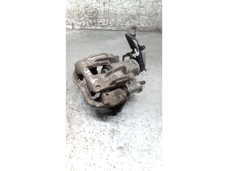 Recambio de pinza freno trasera derecha para nissan cabstar (f24m, f24w) 35.13 dci, 45.13 dci 2.5 (f24m) referencia OEM IAM   06