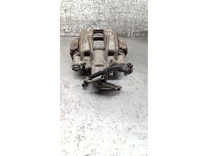 Recambio de pinza freno trasera derecha para nissan cabstar (f24m, f24w) 35.13 dci, 45.13 dci 2.5 (f24m) referencia OEM IAM   06