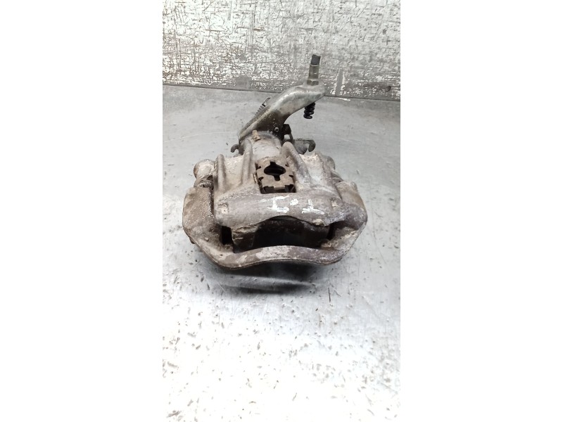Recambio de pinza freno trasera izquierda para nissan cabstar (f24m, f24w) 35.13 dci, 45.13 dci 2.5 (f24m) referencia OEM IAM   