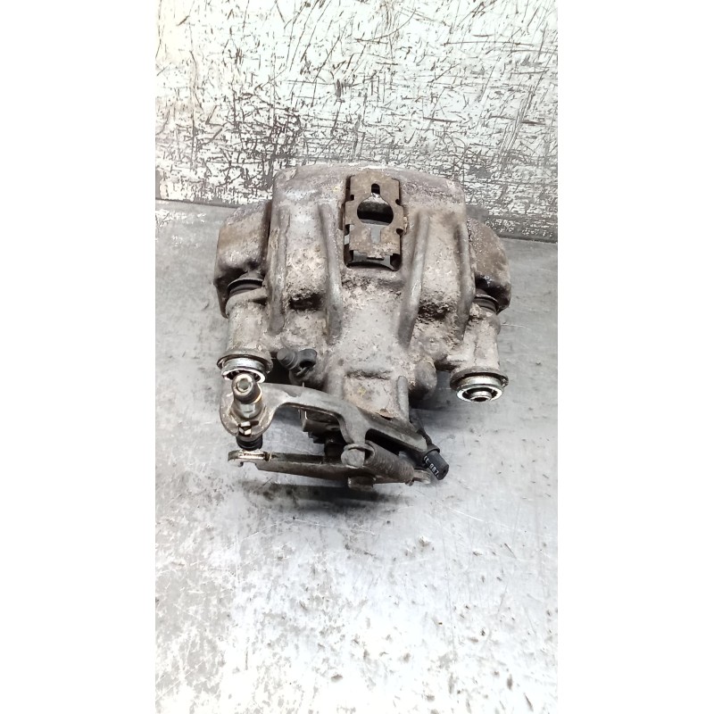 Recambio de pinza freno trasera izquierda para nissan cabstar (f24m, f24w) 35.13 dci, 45.13 dci 2.5 (f24m) referencia OEM IAM   