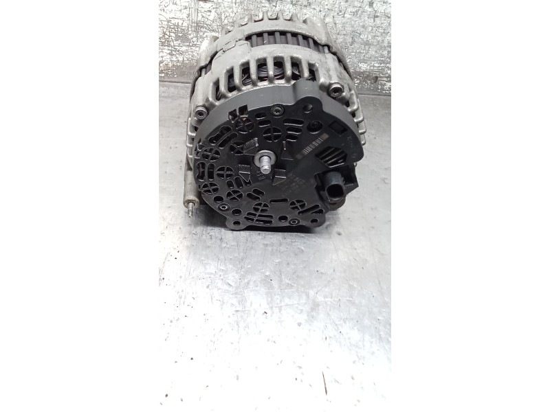 Recambio de alternador para volkswagen passat berlina (3c2) advance referencia OEM IAM 03L903023D 0121715071 180A 05