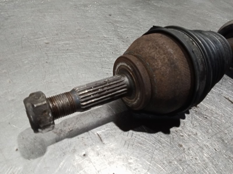 Recambio de transmision delantera derecha para renault clio i (b/c57_, 5/357_) 1.2 (b/c/s57a, b/c57s, 5/357f, 5/357j, 5/357l, 5/