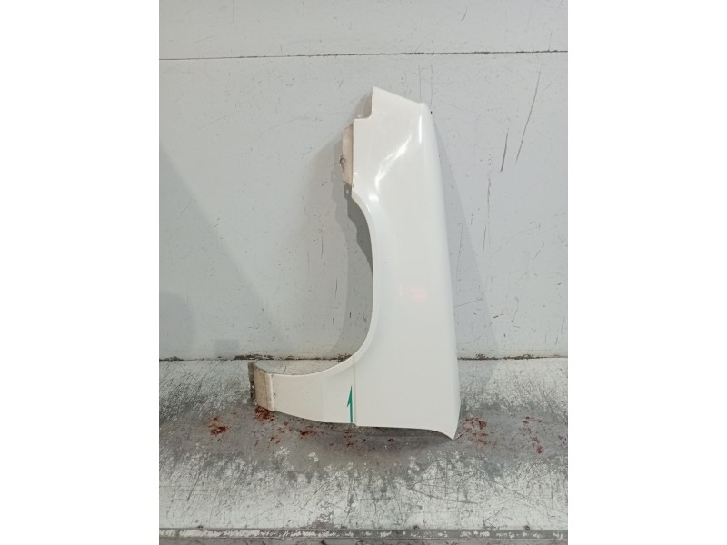 Recambio de aleta delantera izquierda para renault super 5 (b/c40_) 1.1 referencia OEM IAM  5P 88