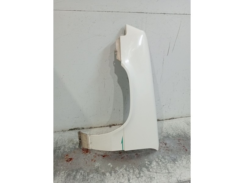 Recambio de aleta delantera izquierda para renault super 5 (b/c40_) 1.1 referencia OEM IAM  5P 88