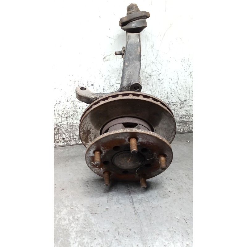 Recambio de mangueta delantera izquierda para nissan cabstar (f24m, f24w) 35.13 dci, 45.13 dci 2.5 (f24m) referencia OEM IAM   0