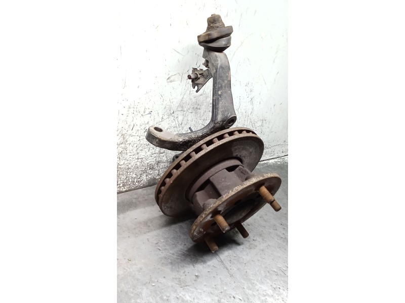 Recambio de mangueta delantera izquierda para nissan cabstar (f24m, f24w) 35.13 dci, 45.13 dci 2.5 (f24m) referencia OEM IAM   0