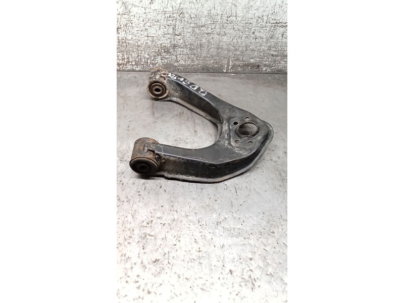 Recambio de brazo suspension superior delantero derecho para nissan cabstar (f24m, f24w) 35.13 dci, 45.13 dci 2.5 (f24m) referen