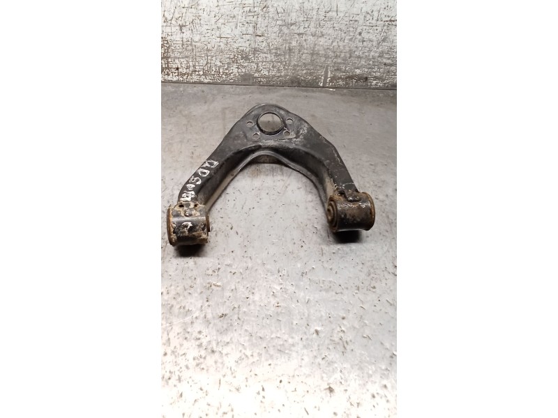 Recambio de brazo suspension superior delantero derecho para nissan cabstar (f24m, f24w) 35.13 dci, 45.13 dci 2.5 (f24m) referen