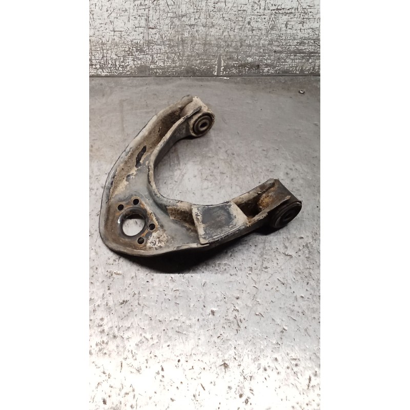 Recambio de brazo suspension superior delantero derecho para nissan cabstar (f24m, f24w) 35.13 dci, 45.13 dci 2.5 (f24m) referen