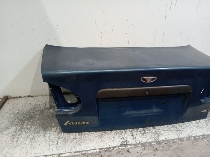 Recambio de tapa maletero para daewoo lanos cool referencia OEM IAM  4P 97