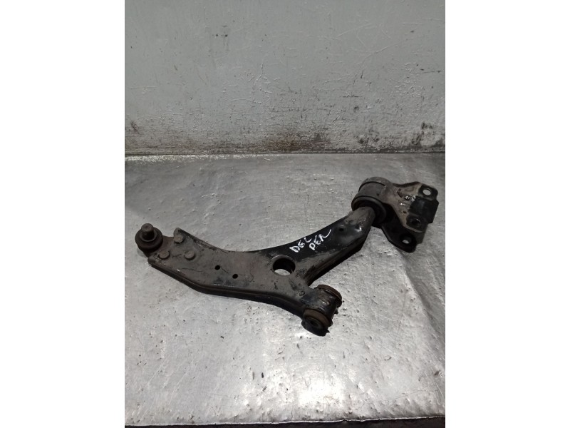 Recambio de brazo suspension inferior delantero derecho para ford focus turn. business referencia OEM IAM   14