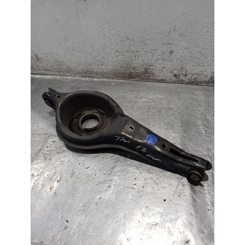 Recambio de brazo suspension inferior trasero izquierdo para ford focus turn. business referencia OEM IAM   14