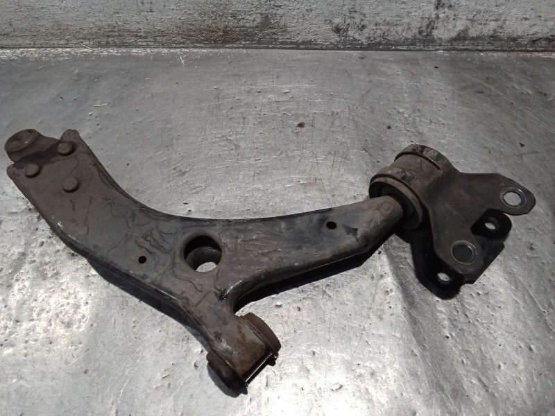 Recambio de brazo suspension inferior delantero izquierdo para ford focus turn. business referencia OEM IAM   14