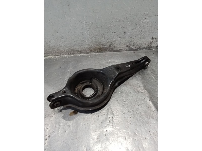 Recambio de brazo suspension inferior trasero derecho para ford focus turn. business referencia OEM IAM   14