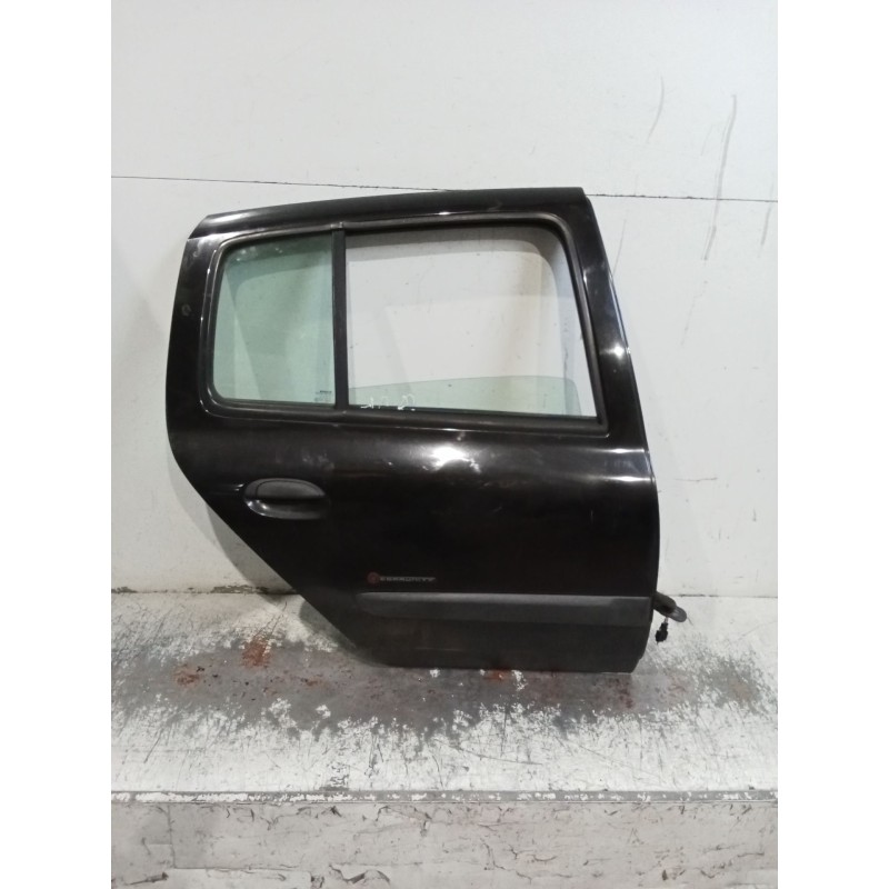Recambio de puerta trasera derecha para renault clio ii (bb_, cb_) 1.5 dci (b/cb08) referencia OEM IAM  5P 04