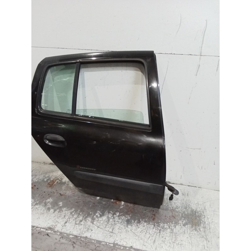 Recambio de puerta trasera derecha para renault clio ii (bb_, cb_) 1.5 dci (b/cb08) referencia OEM IAM  5P 04