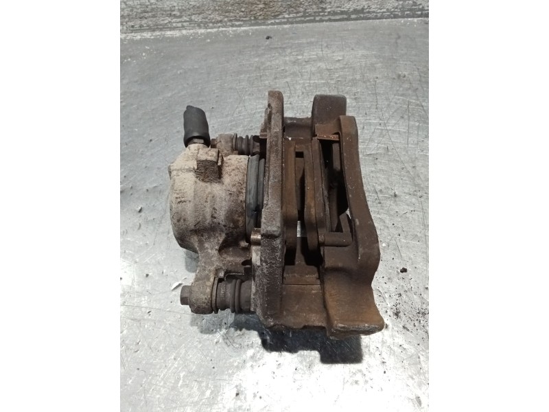 Recambio de pinza freno delantera izquierda para mercedes-benz clase a (w168) a 170 cdi (168.008) referencia OEM IAM   97