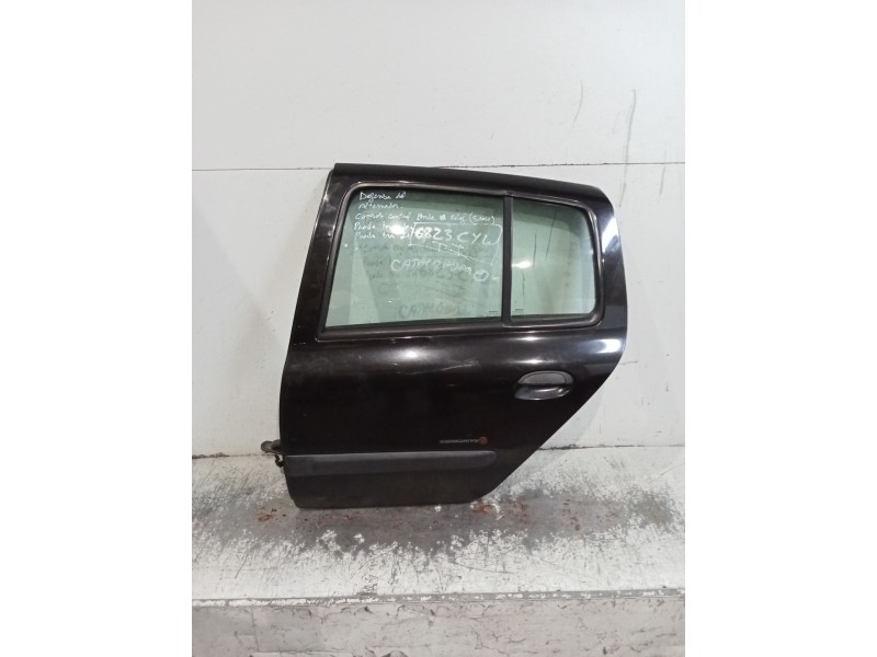 Recambio de puerta trasera izquierda para renault clio ii (bb_, cb_) 1.5 dci (b/cb08) referencia OEM IAM  5P 04