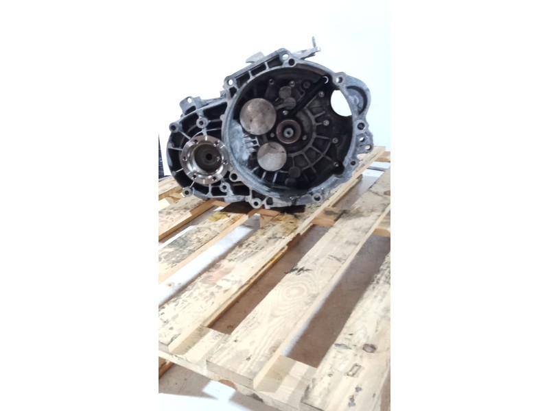 Recambio de caja cambios para volkswagen passat berlina (3c2) advance referencia OEM IAM LNZ 6V 13050 B02 110545 0392