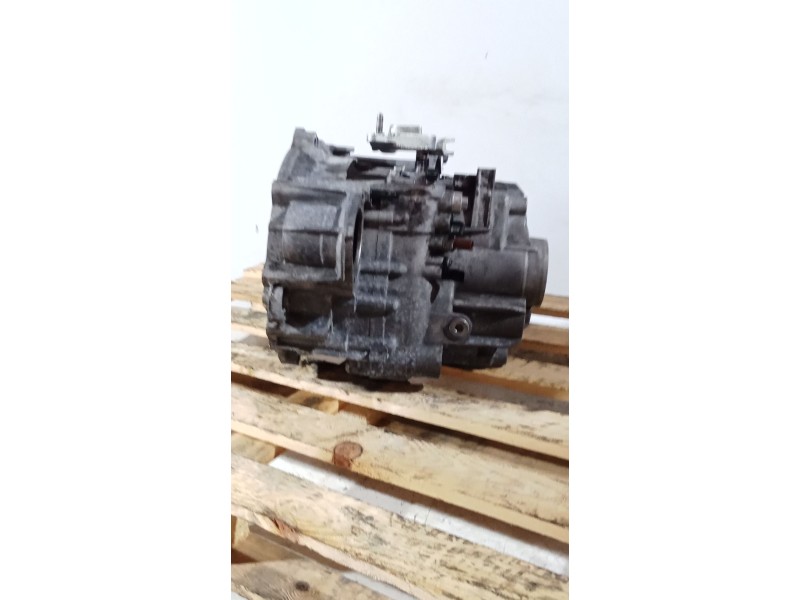 Recambio de caja cambios para volkswagen passat berlina (3c2) advance referencia OEM IAM LNZ 6V 13050 B02 110545 0392
