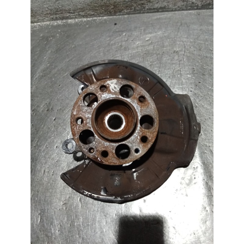 Recambio de mangueta delantera derecha para mercedes-benz clase a (w168) a 170 cdi (168.008) referencia OEM IAM   97