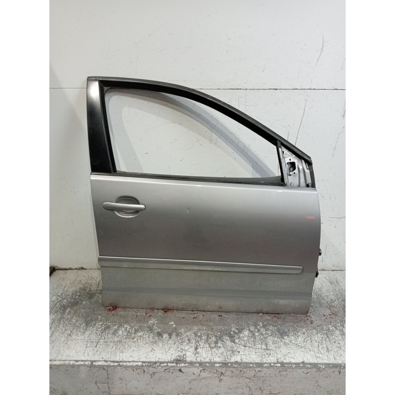 Recambio de puerta delantera derecha para volkswagen polo iv (9n_, 9a_) 1.4 tdi referencia OEM IAM  5P 07