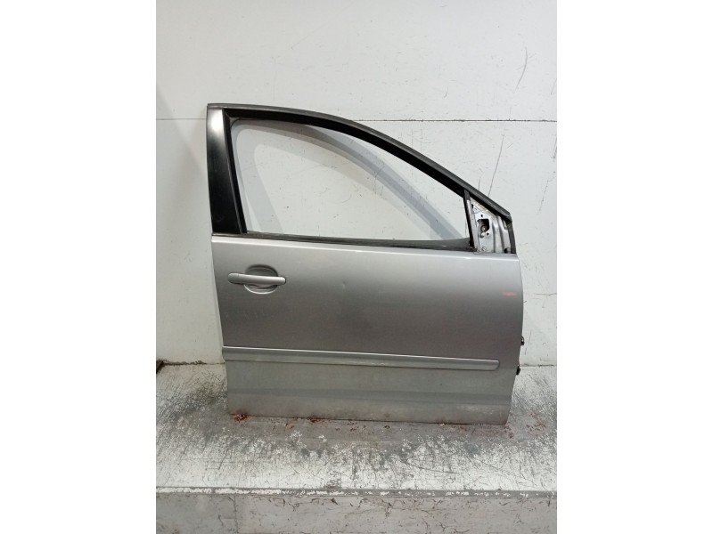 Recambio de puerta delantera derecha para volkswagen polo iv (9n_, 9a_) 1.4 tdi referencia OEM IAM  5P 07