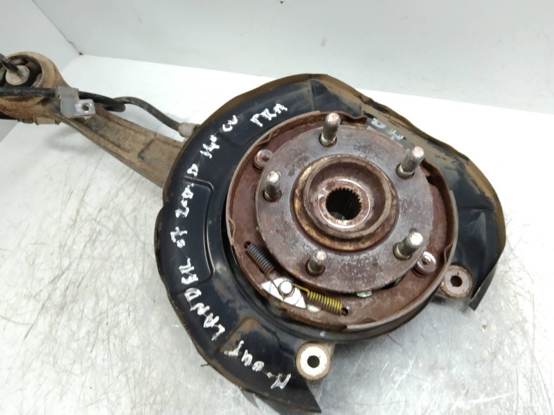 Recambio de mangueta trasera derecha para mitsubishi outlander (cw0) 2.0 di-d cat referencia OEM IAM   
