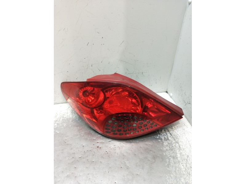 Recambio de piloto trasero izquierdo para peugeot 207/207+ (wa_, wc_) 1.6 hdi referencia OEM IAM  5P 06