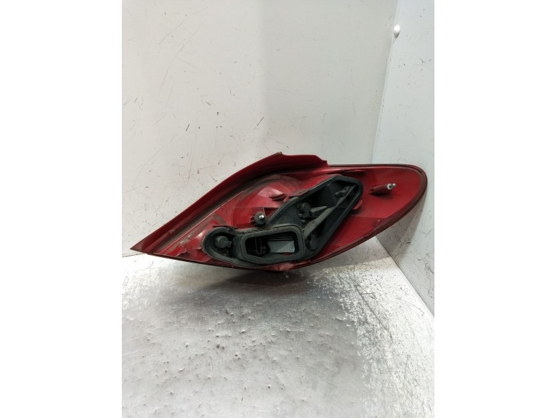 Recambio de piloto trasero izquierdo para peugeot 207/207+ (wa_, wc_) 1.6 hdi referencia OEM IAM  5P 06