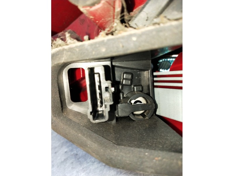 Recambio de piloto trasero izquierdo para peugeot 207/207+ (wa_, wc_) 1.6 hdi referencia OEM IAM  5P 06