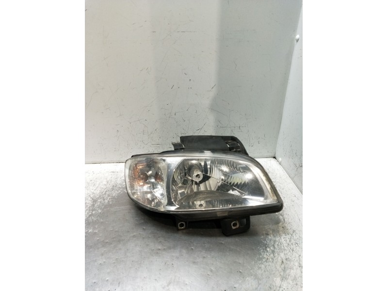 Recambio de faro derecho para seat ibiza ii (6k1) 1.9 sdi referencia OEM IAM   99