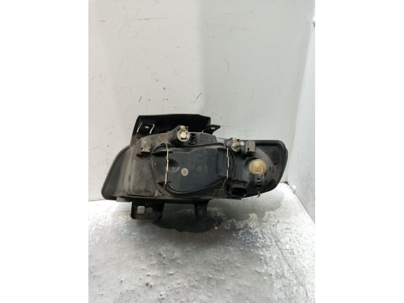 Recambio de faro derecho para seat ibiza ii (6k1) 1.9 sdi referencia OEM IAM   99
