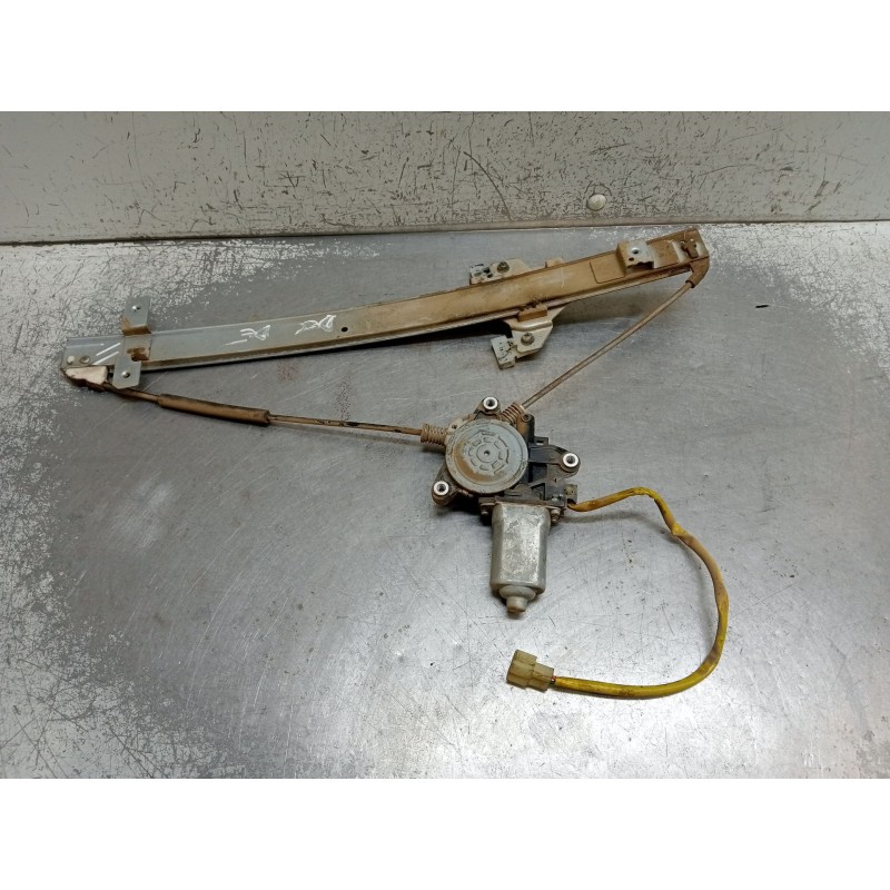 Recambio de elevalunas delantero derecho para santana 300/350 2.0 tdi 4x4 referencia OEM IAM 8343057B00 0621008741 04 5P