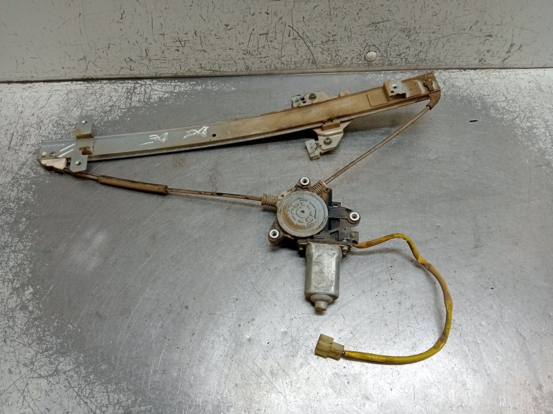 Recambio de elevalunas delantero derecho para santana 300/350 2.0 tdi 4x4 referencia OEM IAM 8343057B00 0621008741 04 5P