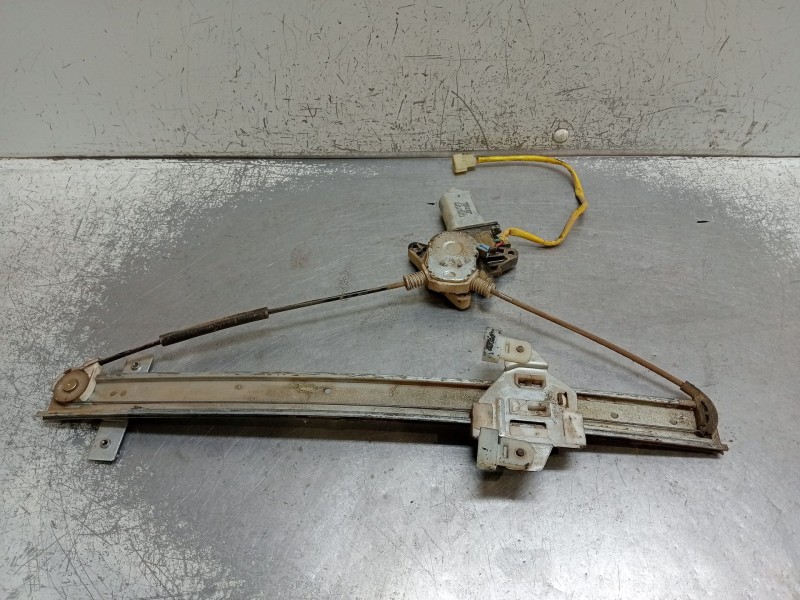 Recambio de elevalunas delantero derecho para santana 300/350 2.0 tdi 4x4 referencia OEM IAM 8343057B00 0621008741 04 5P