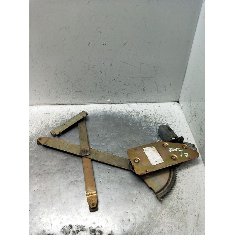 Recambio de elevalunas delantero izquierdo para land rover discovery i (lj) 2.5 tdi 4x4 referencia OEM IAM  3P 89