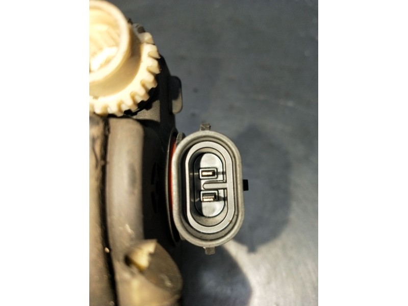 Recambio de faro antiniebla izquierdo para peugeot 207/207+ (wa_, wc_) 1.6 hdi referencia OEM IAM 9650001680  06