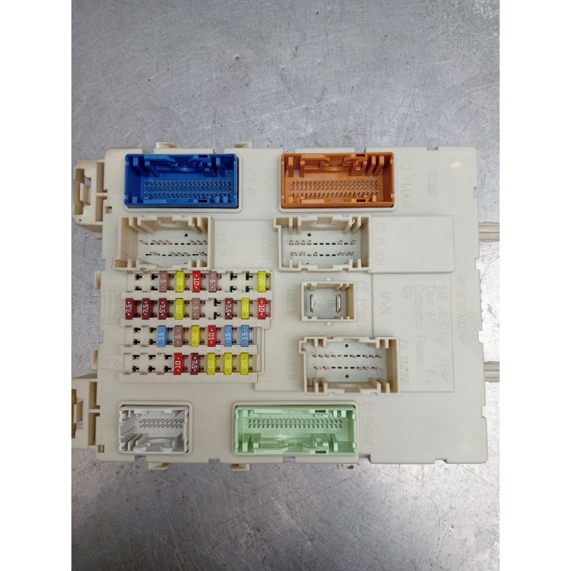 Recambio de caja reles / fusibles para ford focus turn. business referencia OEM IAM GV6T14A073BF 051017 0E0000 4070007140 599F13