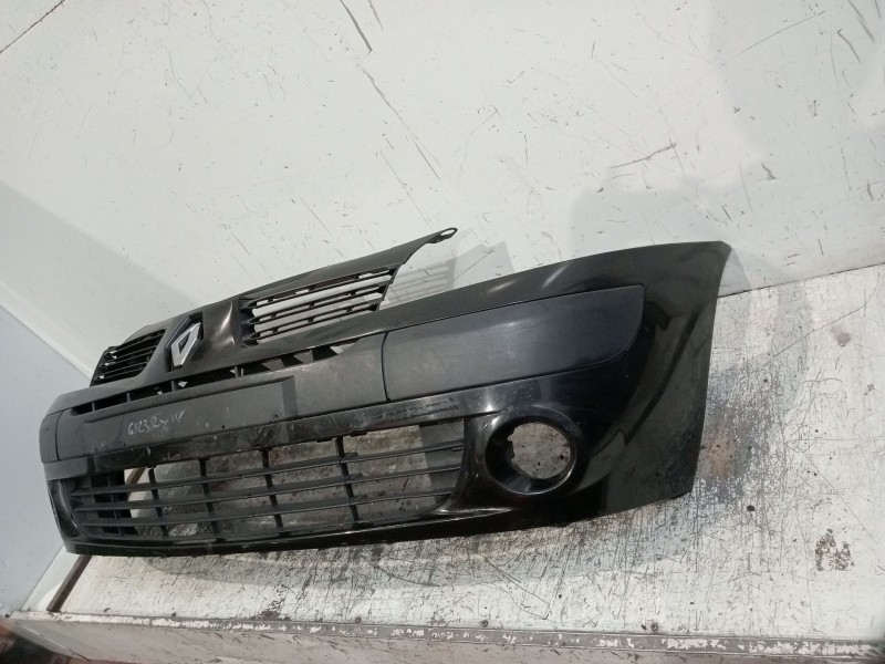 Recambio de paragolpes delantero para renault clio ii (bb_, cb_) 1.5 dci (b/cb08) referencia OEM IAM  5P 04