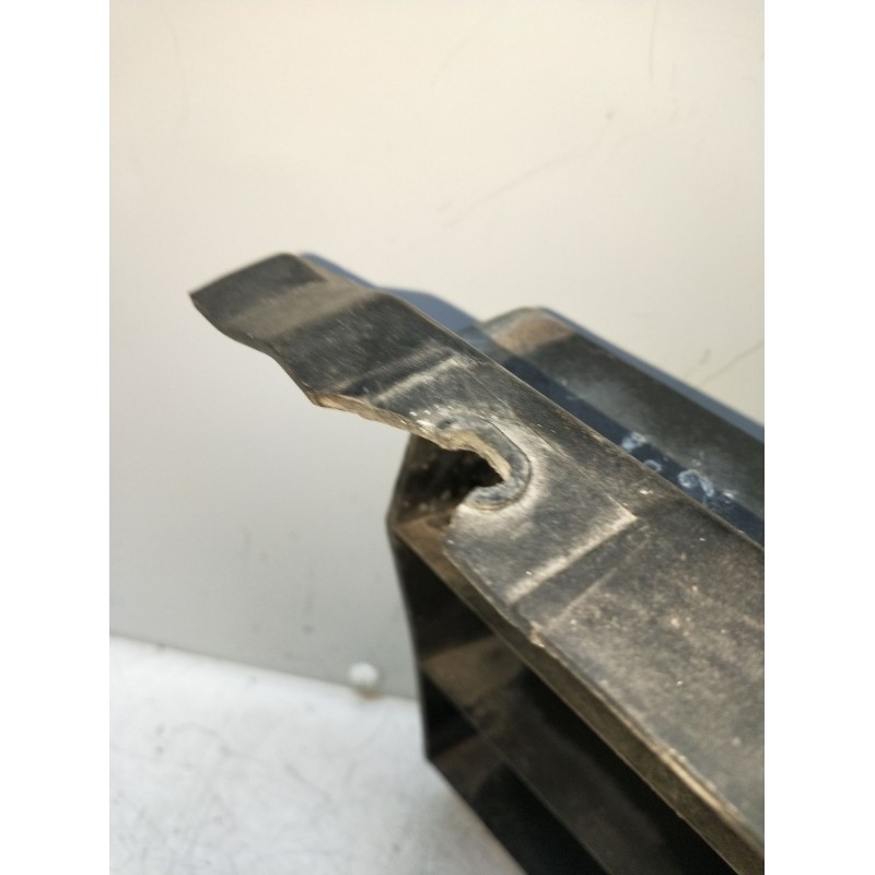 Recambio de rejilla delantera para land rover discovery i (lj) 2.5 tdi 4x4 referencia OEM IAM  VER FOTOS 89