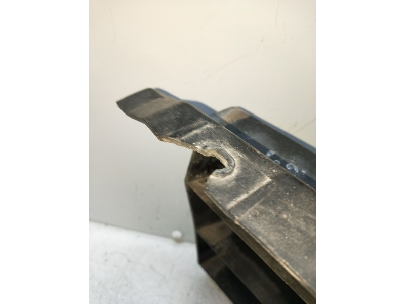 Recambio de rejilla delantera para land rover discovery i (lj) 2.5 tdi 4x4 referencia OEM IAM  VER FOTOS 89