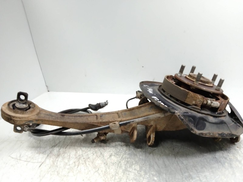 Recambio de mangueta trasera izquierda para mitsubishi outlander (cw0) 2.0 di-d cat referencia OEM IAM   