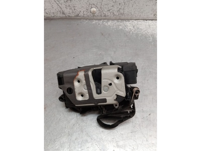 Recambio de motor cierre centralizado delantero izquierdo para ford focus turn. business referencia OEM IAM BN5AA21813AH 9217551