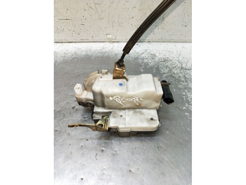 Recambio de motor cierre centralizado delantero derecho para seat ibiza ii (6k1) 1.9 sdi referencia OEM IAM  5P 99